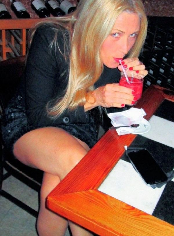 Foto 1 do Conto erotico: Em um bar..., em algum lugar..., amei!