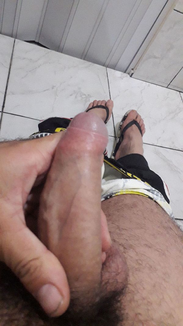 Foto 3 do Conto erotico: O novinho que se dizia hetero entrou na vara.