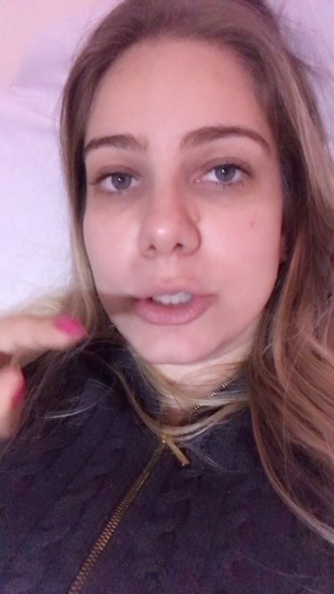 Foto 2 do Conto erotico: FICHA ROSA , MINHA PRIMEIRA VEZ : MODELO BRUNA