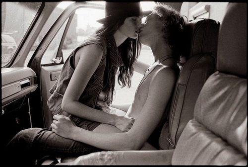 Foto 1 do Conto erotico: Sexo no carro é tudo de bom...