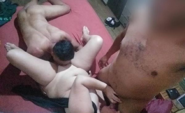 Foto 1 do Conto erotico: Meu irmão gosta de me ver comendo a mulher dele