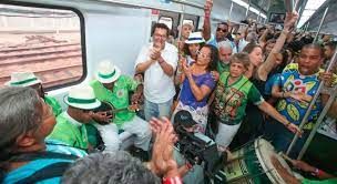 Foto 3 do Conto erotico: A branquela encoxada - Trem do samba RJ