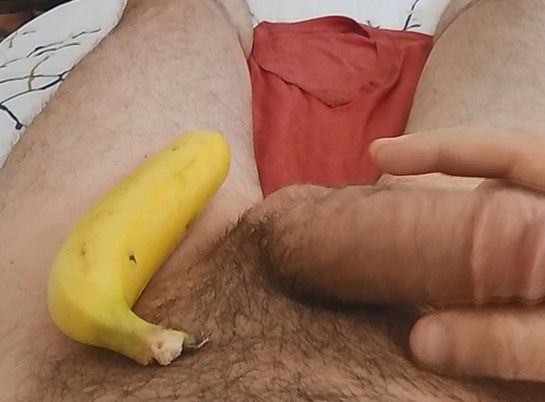 Foto 1 do Conto erotico: Brincadeira a Sós Com Banana e Margarina