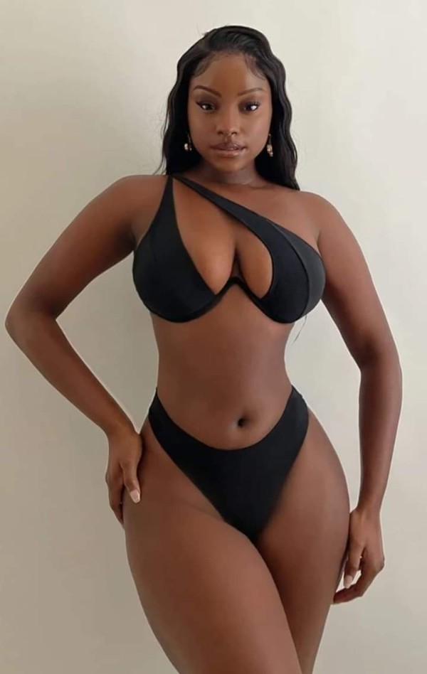 Foto 1 do Conto erotico: UMA LINDA NEGRA - FLAVIA MARIANNA I X