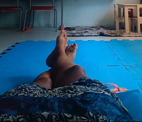 Foto 5 do Conto erotico: só uma massagem nos pés por favor