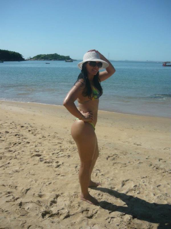 Foto 1 do Conto erotico: Morena da Praia