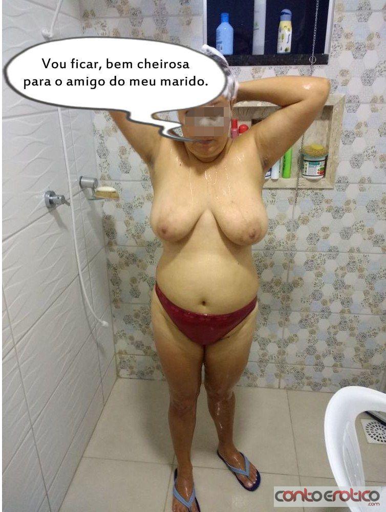 Quadrinho Erotico Mulher do Corninho Tomando Banho Para foder com o Amigo do Corno Imagem 2